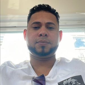 Meet your Posher, Juan carlos